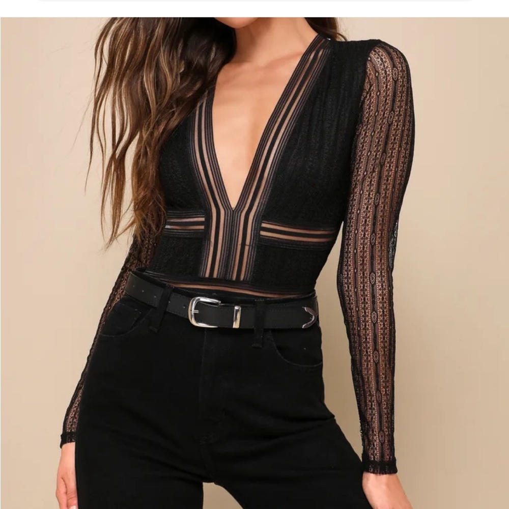 NWT Lulus Lace Bodysuit Small